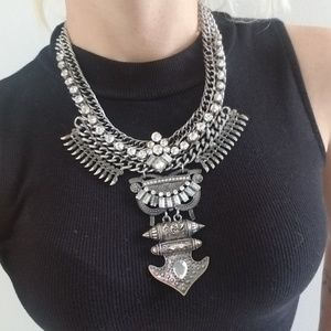 Statement necklace